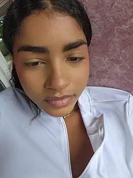 Milu_Luthor webcam