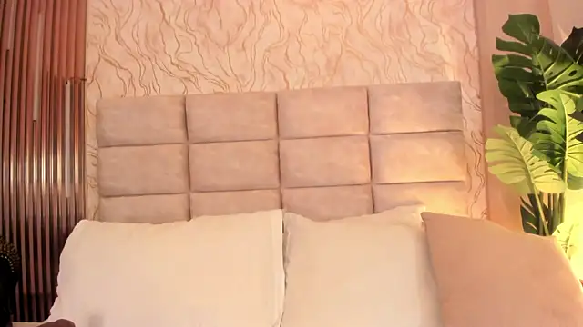 GinaSalanne webcam