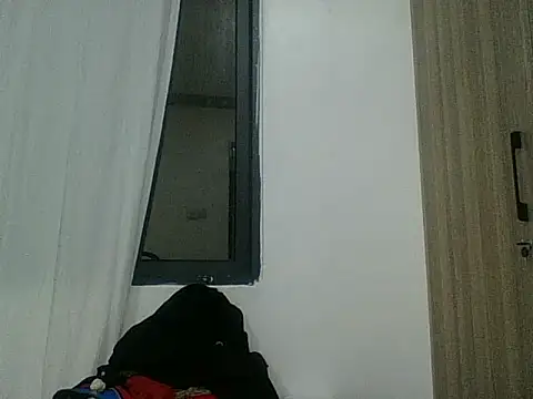 Nasty_petitee webcam