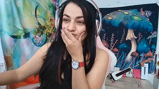 LovelyAzucena webcam