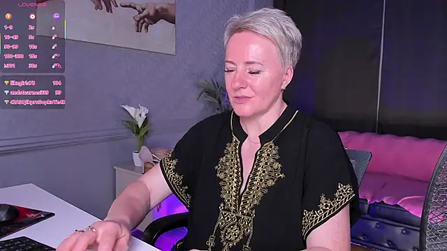 Nika_Smit webcam