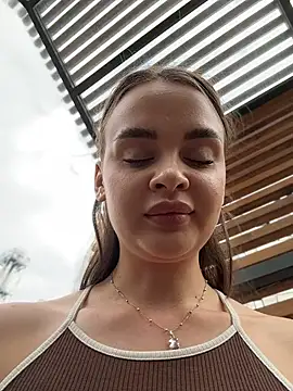 KristiRich webcam