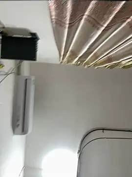 A-ZJunn webcam
