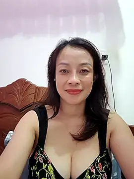 Baby-bigboobs2026 webcam
