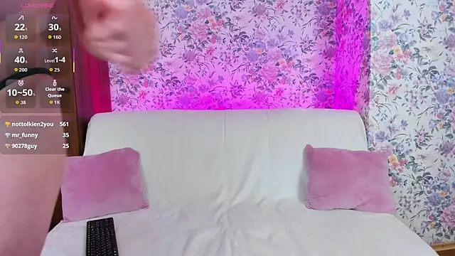 MissAlison__ webcam