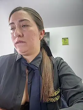 suzy-111 webcam