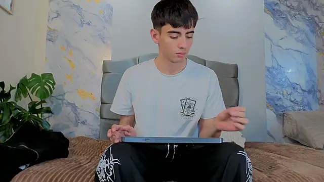 demian_hot99 webcam