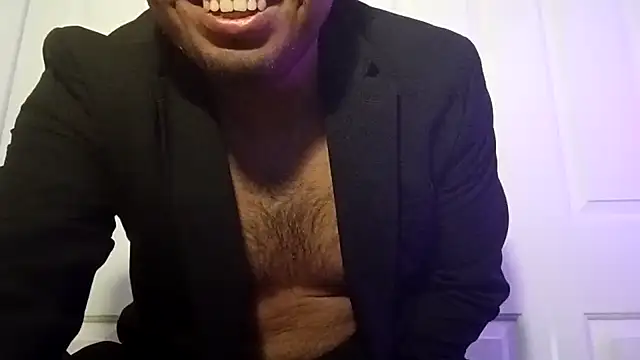 JohnnyLeosAH live cam on StripChat
