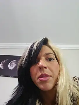 lil_jiggly webcam
