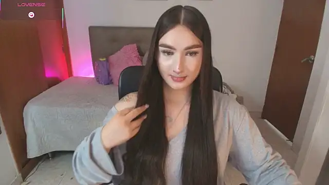 Miley_Baker webcam