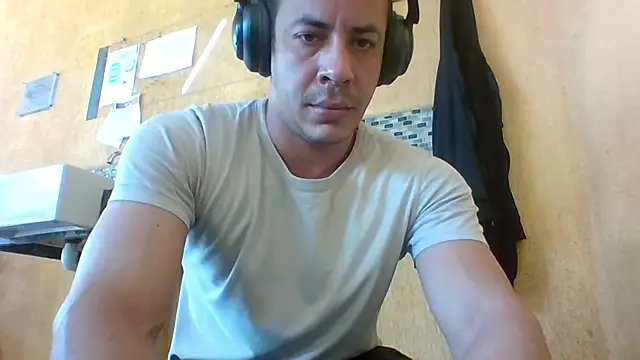 MachoScorpionCaralho webcam