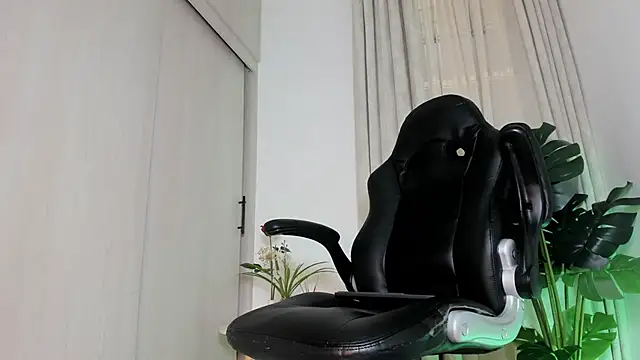 Biscuit_oliva webcam