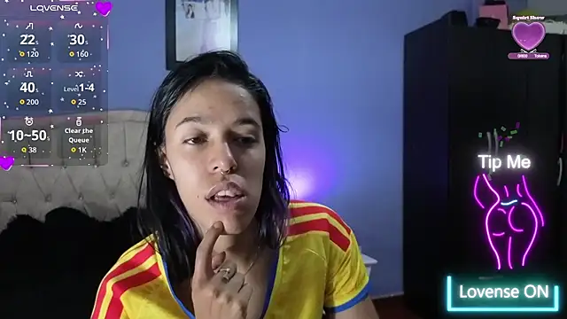 Watch stephania_t live on EroticFlix - High definition streams