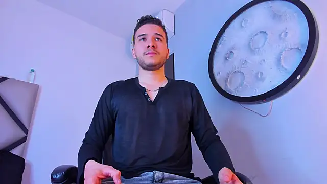mike_257 webcam