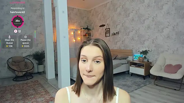 LianneBynon webcam