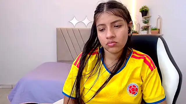 zara_cute webcam