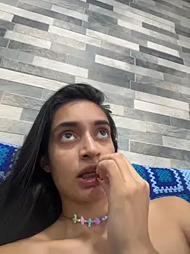 leilani_X webcam