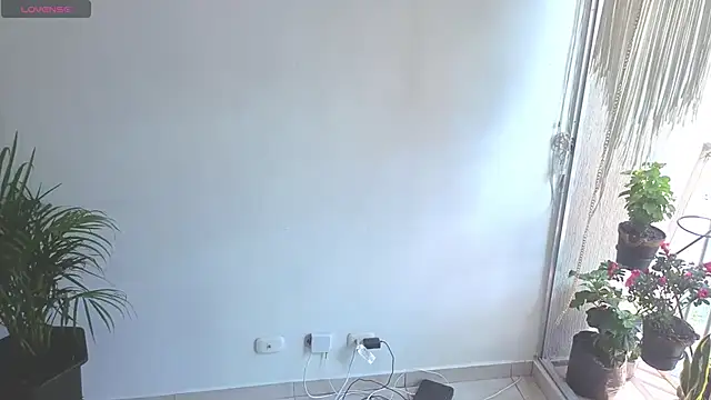 Queen_Morena webcam
