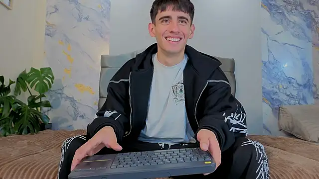 demian_hot99 webcam