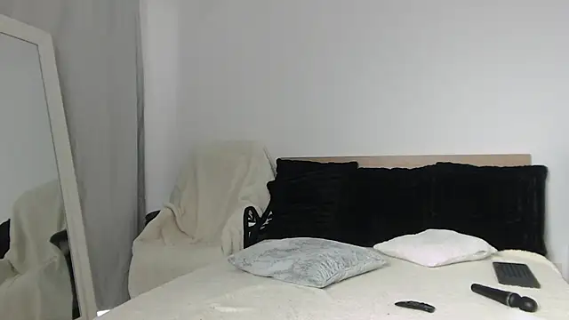 Layla23a webcam