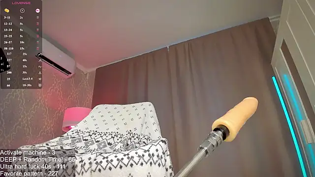 Juicy_Vikki webcam