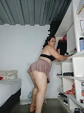 Fulopp15 live cam on StripChat
