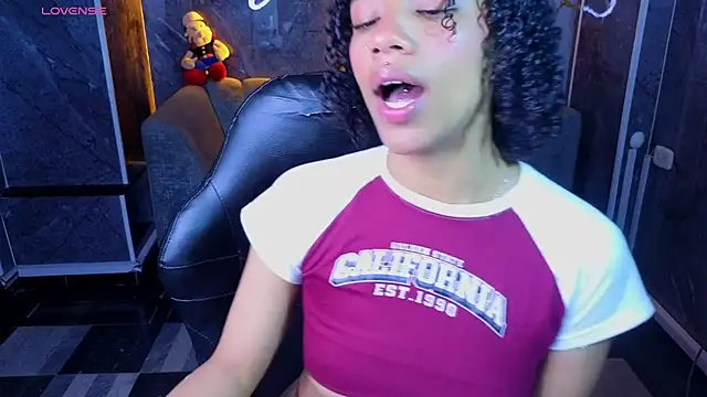 Violeth_b webcam