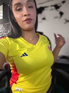 Isabella-Teen