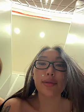 trytomakememoam webcam