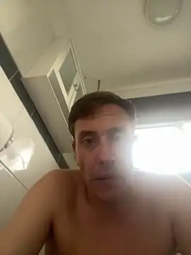 malcolm2334 live cam on StripChat