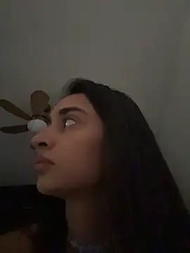 leilani_X webcam