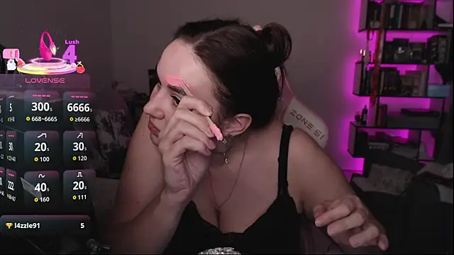 SexyWitch_666 webcam