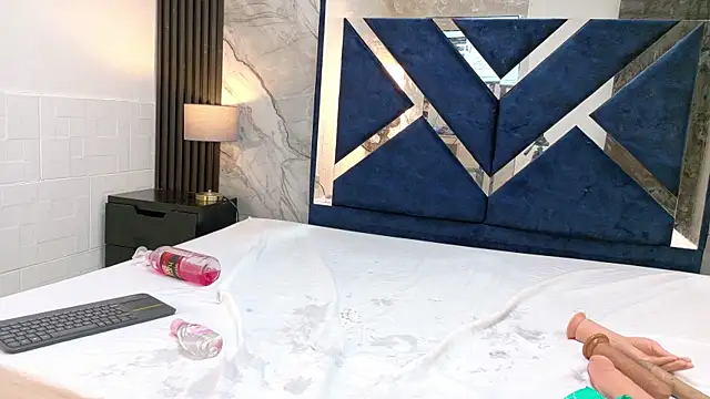 KarinaSimonz webcam