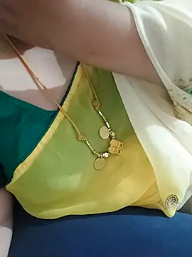 Tamillakshmi27 webcam