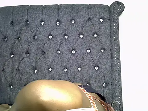 cocolaurah webcam