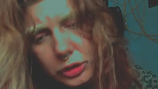 VivienDarkbloom webcam