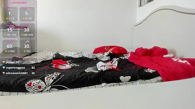 Kinky_Jessyy webcam