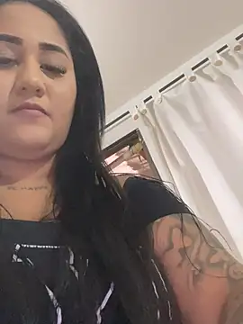 Valentina_Tilly webcam