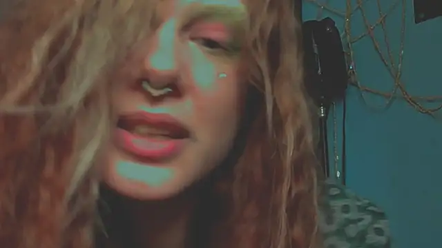 VivienDarkbloom webcam