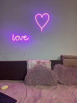 Sabrinedivinee webcam