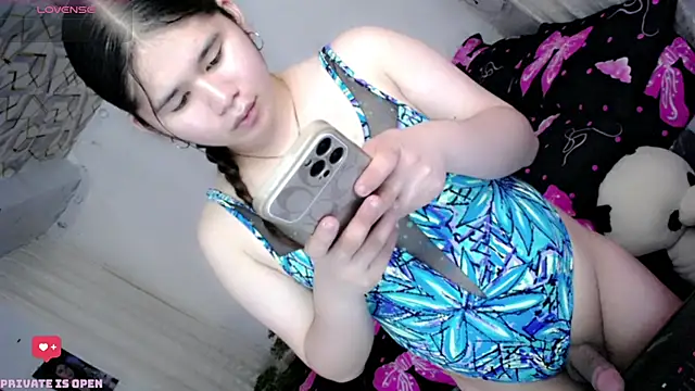 Brittany_143 webcam