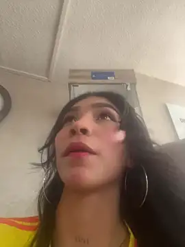 LauraAristizabal webcam