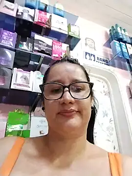 keilymadam live cam on StripChat
