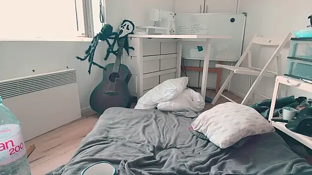 CeriseLapine webcam