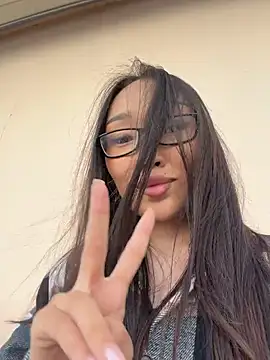 trytomakememoam webcam