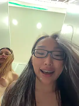 trytomakememoam webcam