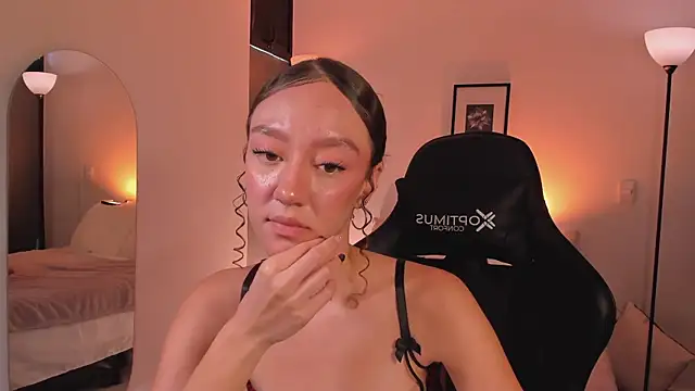 ChloeMoreti webcam