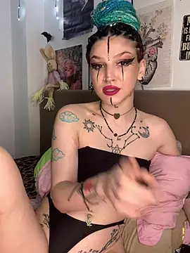MoonAgnes live cam on StripChat