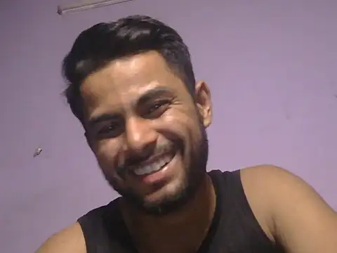 Stubborndesiboy webcam