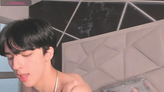 Quma86 - Male webcam sex chat